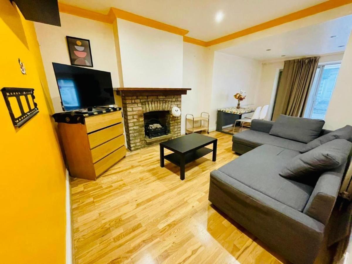Serene Garden Retreat, 1 Bed Entire Flat * Londra